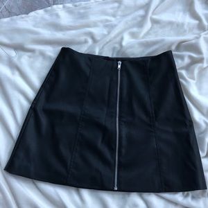 BLACK H&M LEATHER LIKE SKIRT